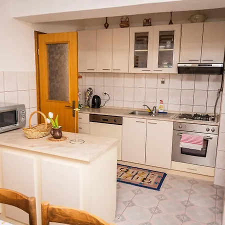 דירה Charming In Old Town